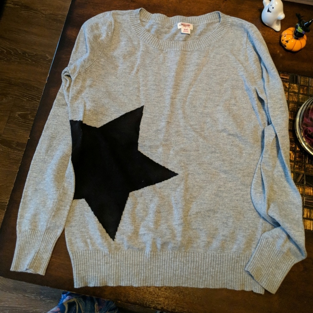 Star sweater